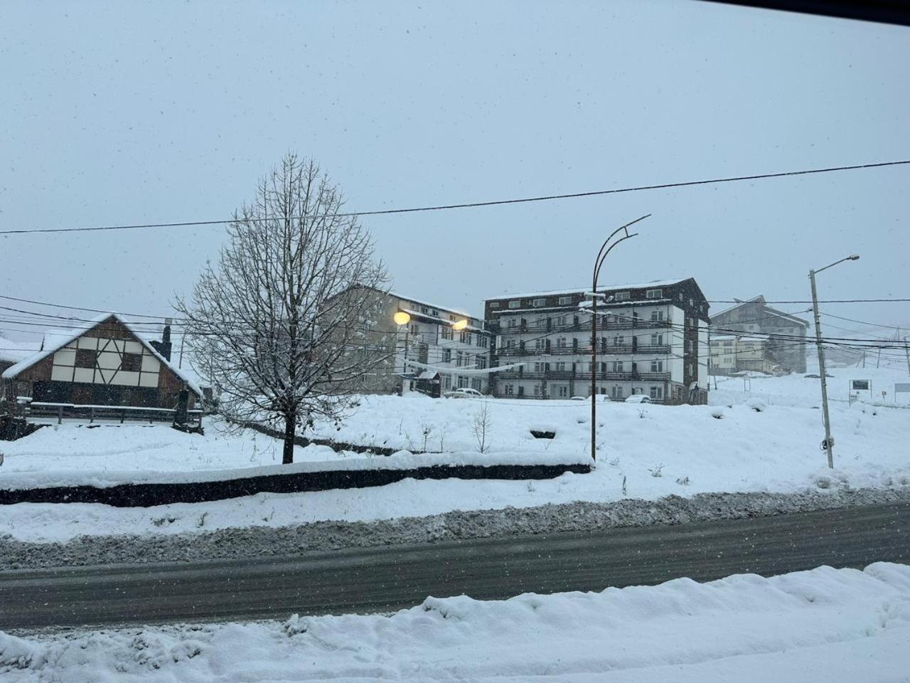 Hotel Qumli Gudauri Bagian luar foto