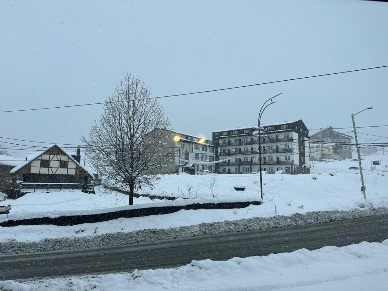 Hotel Qumli Gudauri Bagian luar foto